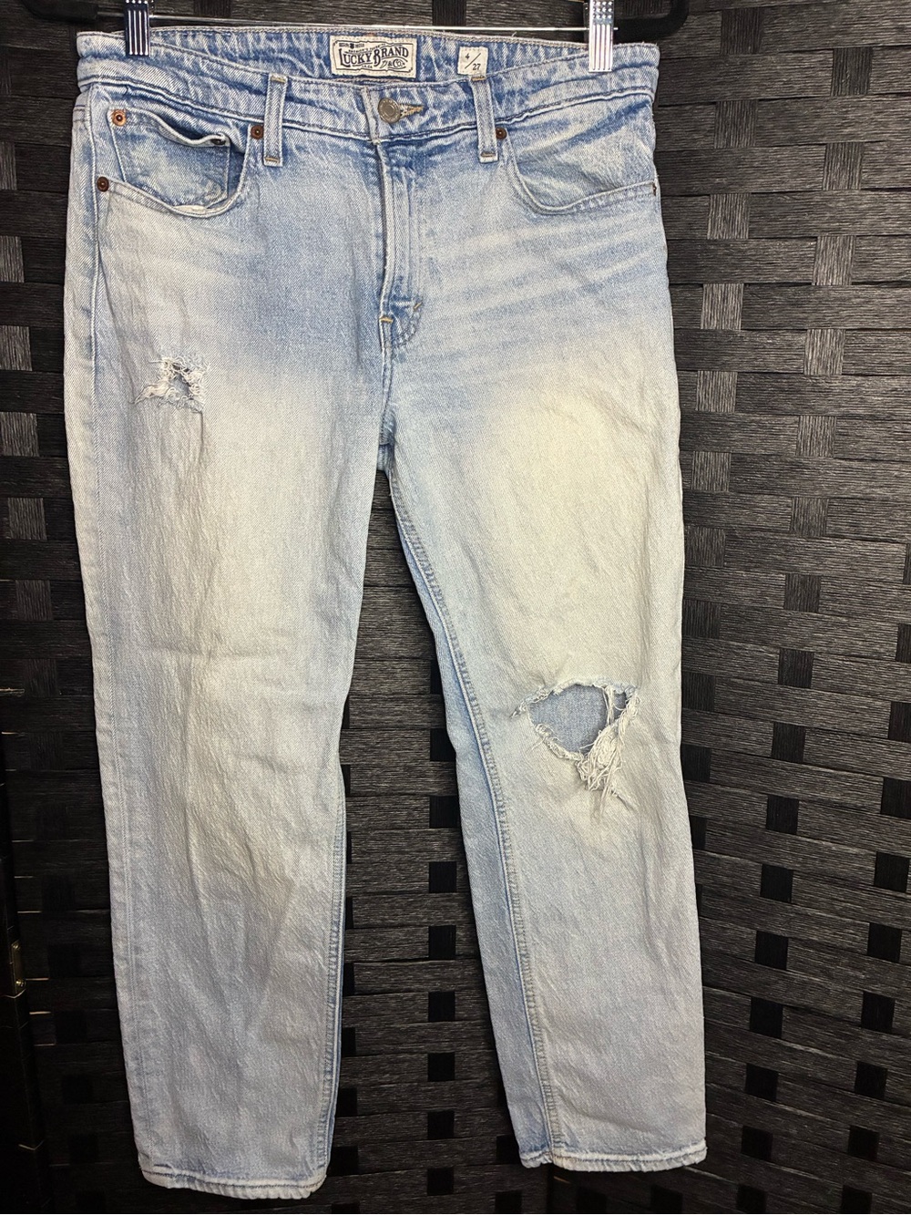 Lucky Brand Women's Light Blue Distressed Straight Jeans